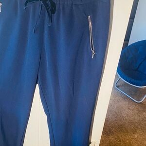 Women’s Navy Blue Pants